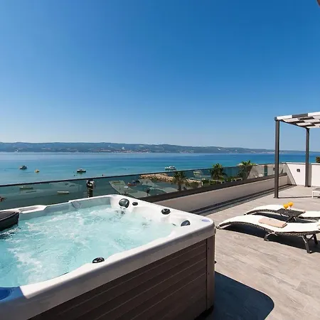 & Luxury Penthouse Omis Apartment