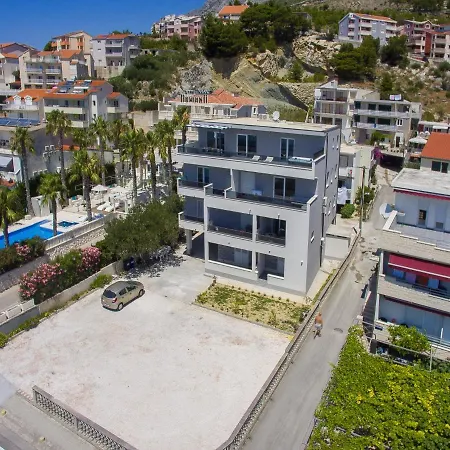 & Luxury Penthouse Omis Duce